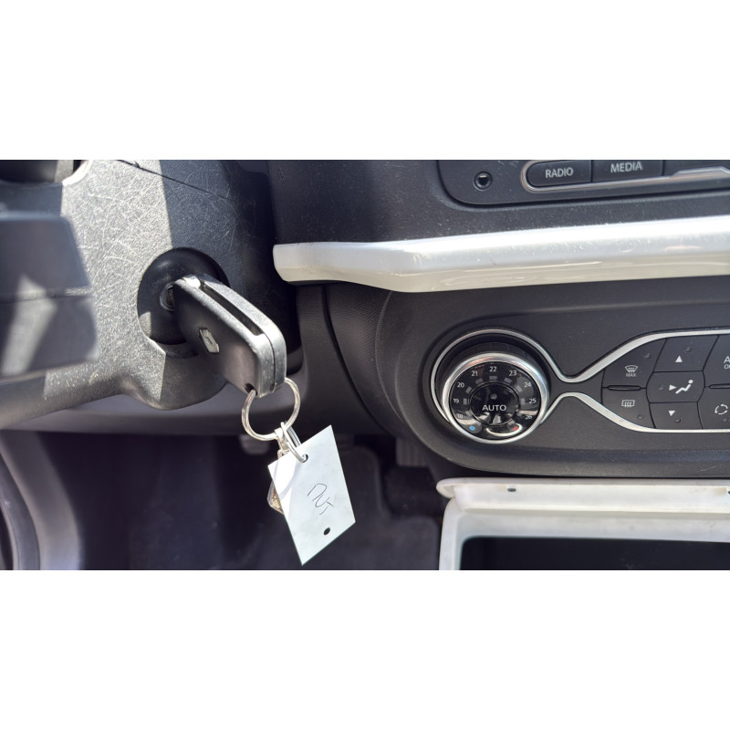 Arret de porte arriere droit RENAULT TWINGO 3 Photo n°20