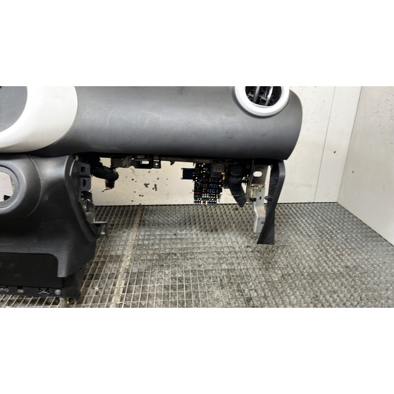 Planche de bord complete RENAULT TWINGO 3 Photo n°7