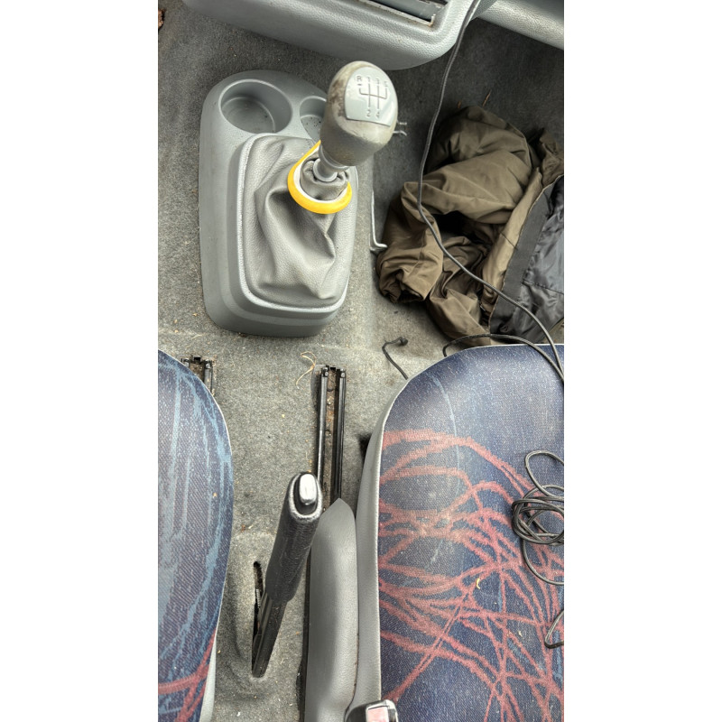 Pare choc avant RENAULT TWINGO 1 Photo n°20