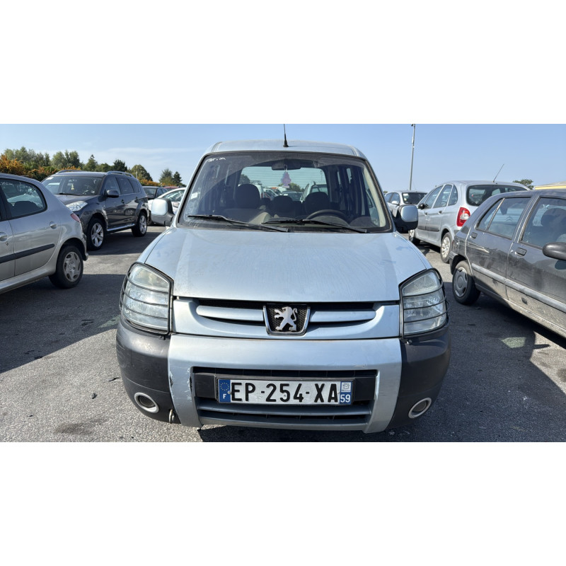 Poignee hayon PEUGEOT PARTNER 1 Photo n°11