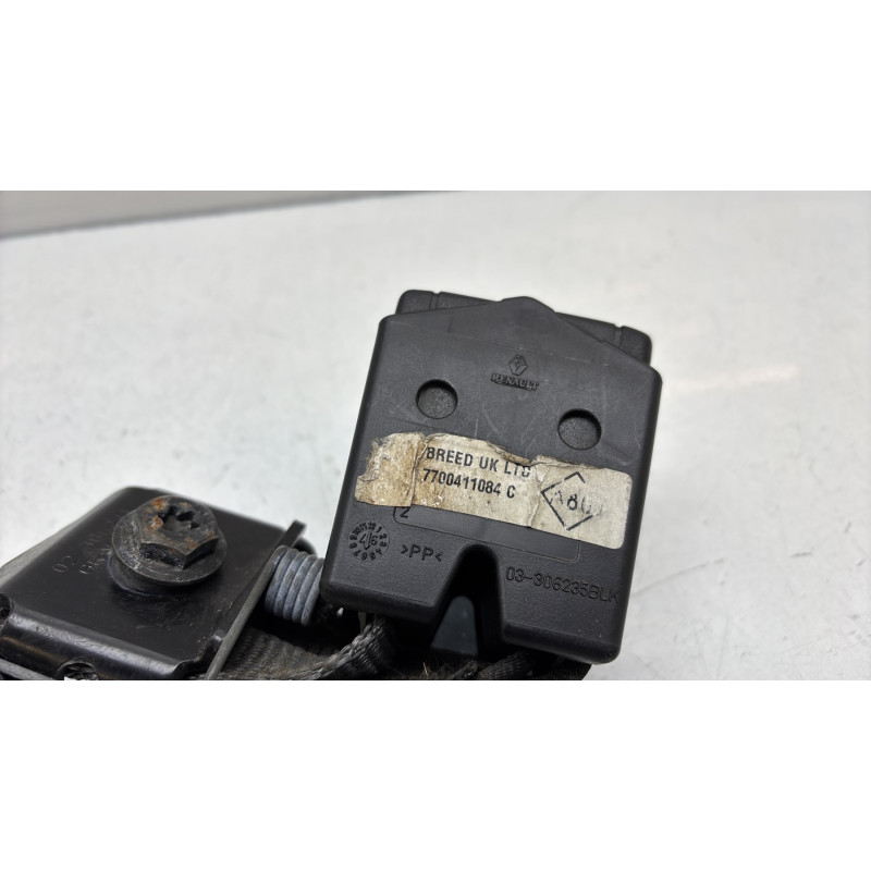 Attache ceinture arriere droit RENAULT CLIO 2 Photo n°5