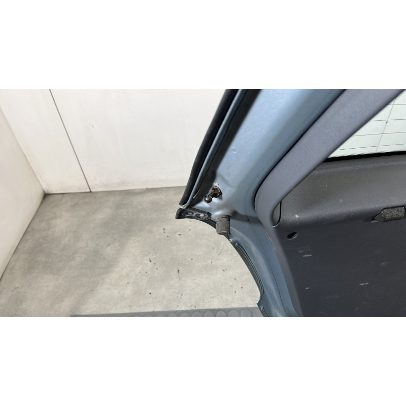Malle/Hayon arriere KIA RIO 2 Photo n°9