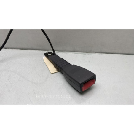Attache ceinture avant gauche KIA RIO 2