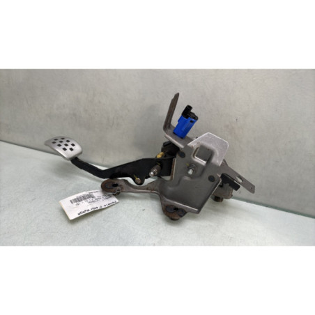 Pedale d'embrayage RENAULT CLIO 4 Photo n°1