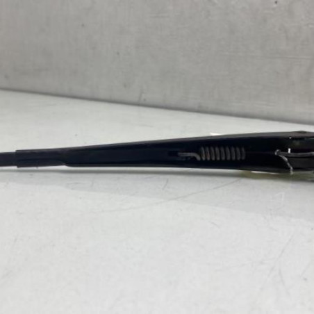 Bras essuie glace arriere VOLKSWAGEN GOLF 4