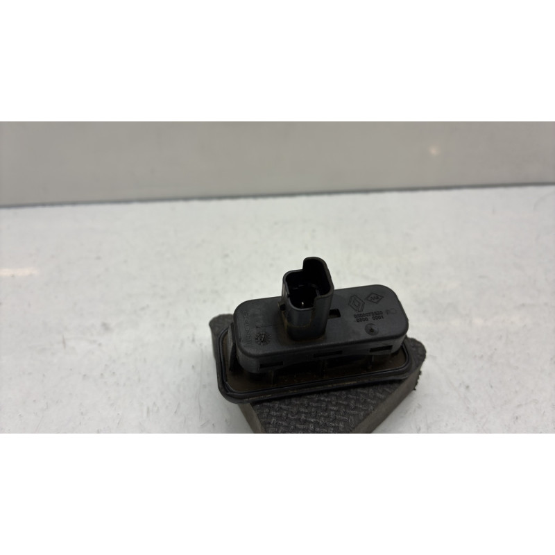 Bouton de coffre RENAULT SCENIC 3 Photo n°2