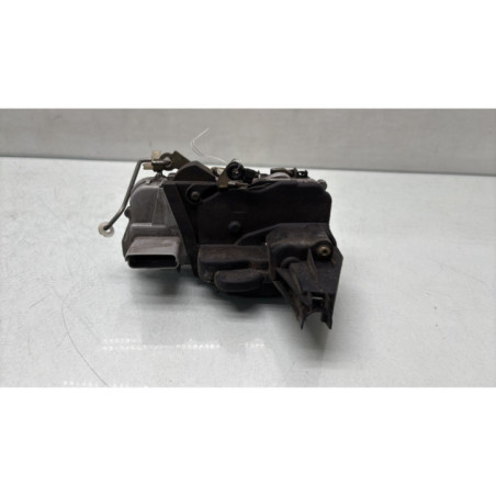 Serrure avant droit PEUGEOT 307