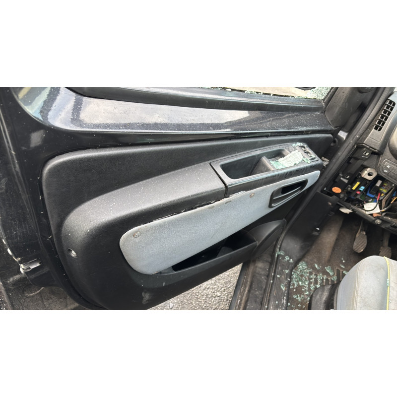 Porte avant droit PEUGEOT BIPPER Photo n°16
