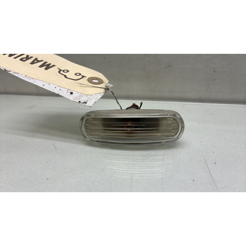 Repetiteur clignotant avant gauche (Feux) PEUGEOT BIPPER Photo n°1
