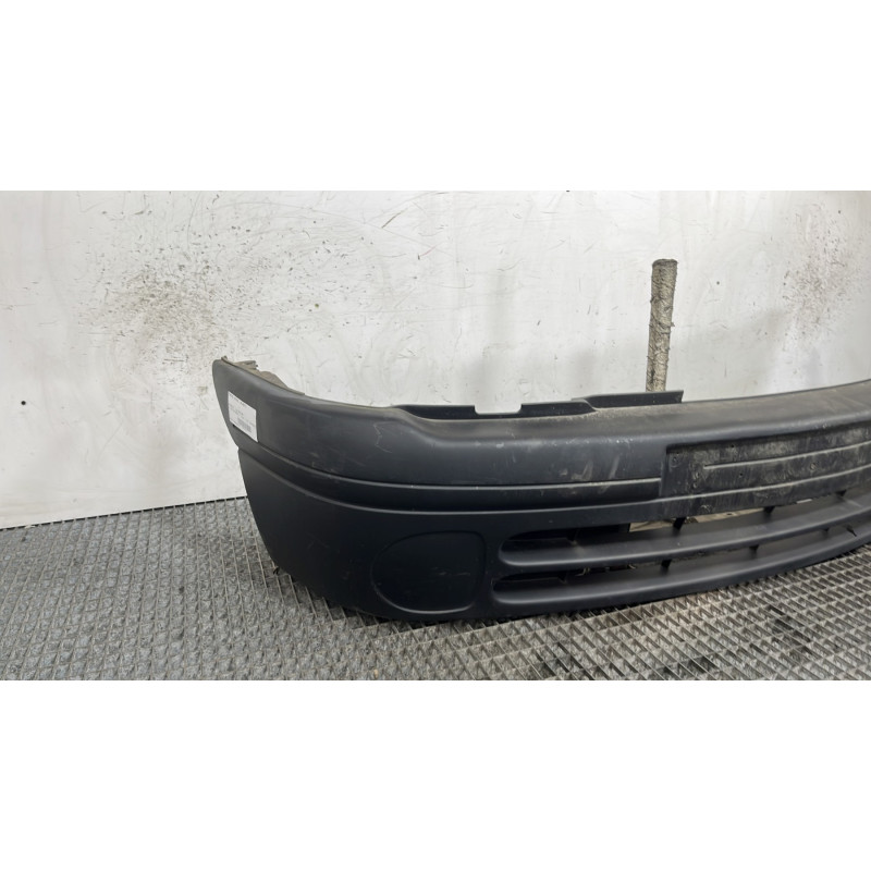 Pare choc avant RENAULT CLIO 2 Photo n°2