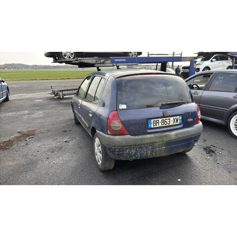 Calandre RENAULT CLIO 2 Photo n°10