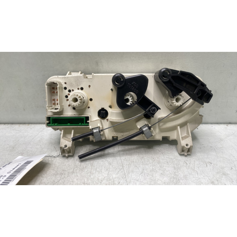 Commande chauffage RENAULT CLIO 2 Photo n°3