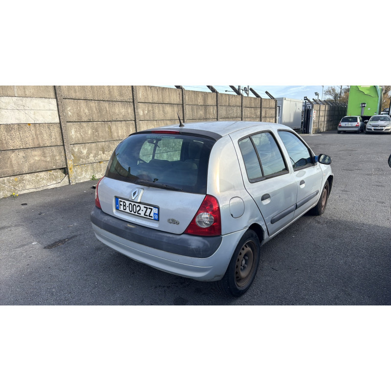 Moteur RENAULT CLIO 2 Photo n°8