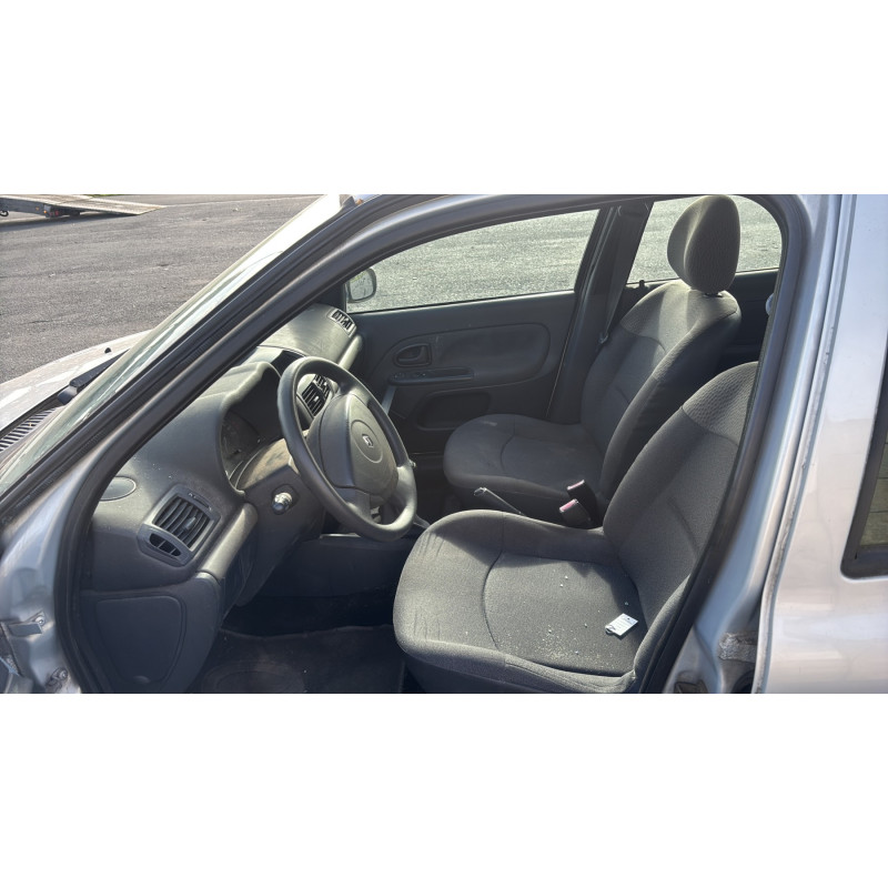 Moteur RENAULT CLIO 2 Photo n°17