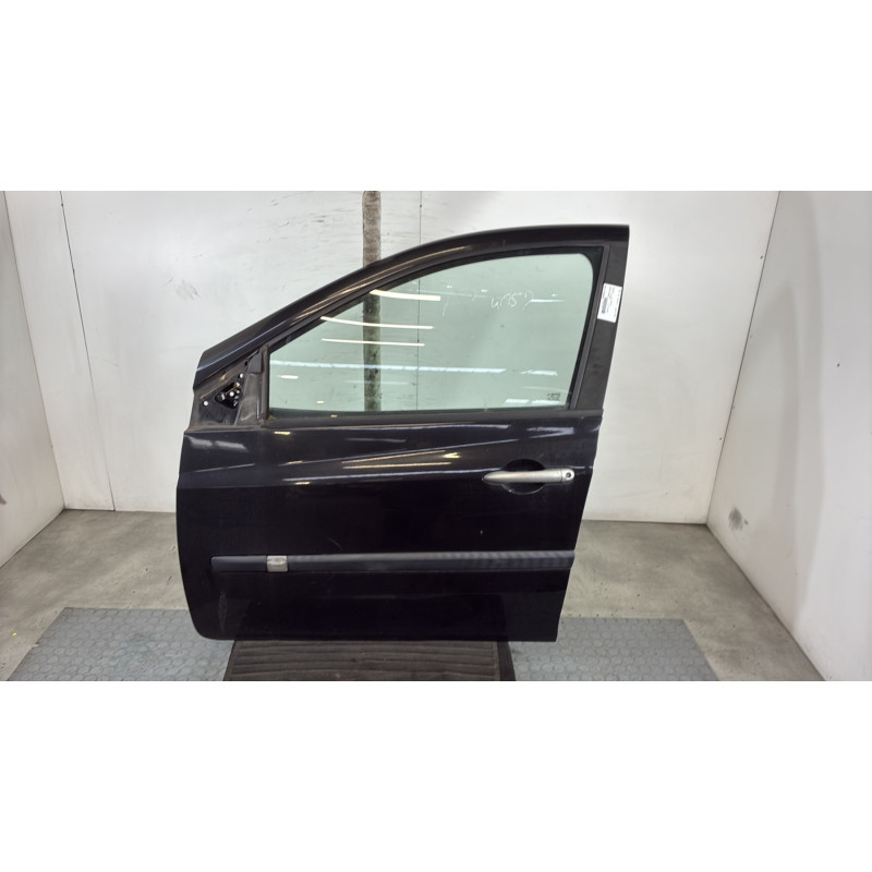 Porte avant gauche RENAULT CLIO 3 Photo n°1
