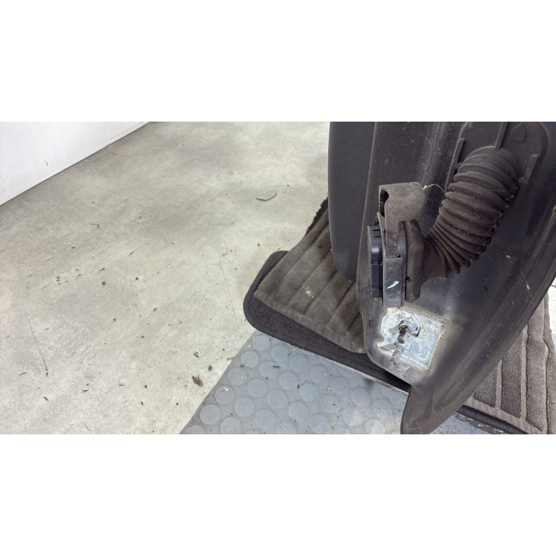 Porte avant gauche RENAULT CLIO 3 Photo n°5