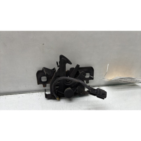 Fermeture de capot RENAULT CLIO 4 Photo n°1