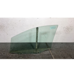 Vitre avant droit MERCEDES CLASSE B 245