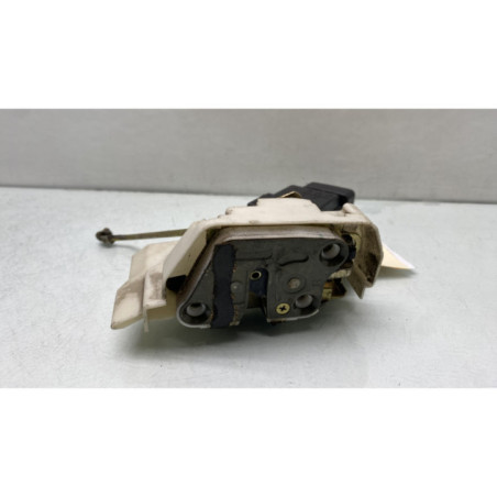 Serrure arriere droit OPEL AGILA A Photo n°1