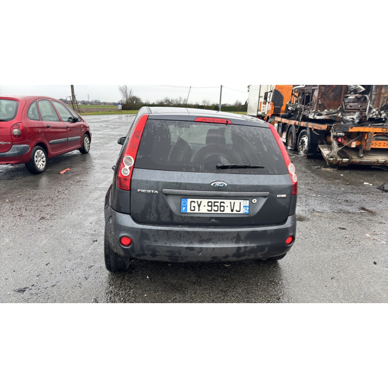 Aile avant gauche FORD FIESTA 5 Photo n°8