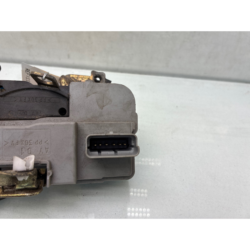 Serrure avant droit PEUGEOT 306 Photo n°4