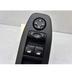 Interrupteur de leve vitre avant gauche PEUGEOT 208 1