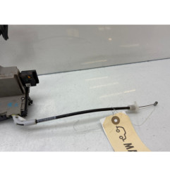 Serrure arriere droit PEUGEOT 208 1