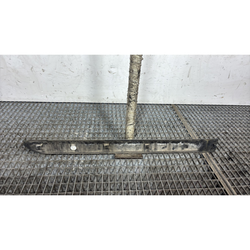 Baguette de porte arriere gauche  PEUGEOT 308 1 Photo n°4