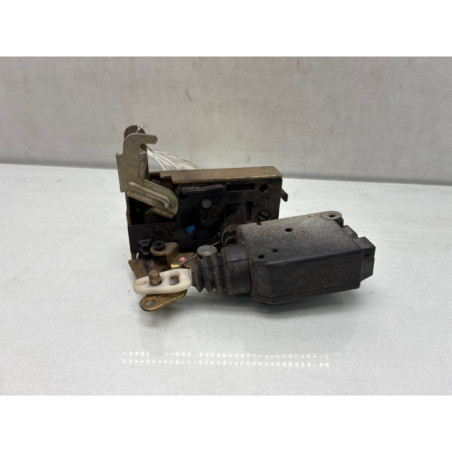 Serrure avant gauche PEUGEOT 405