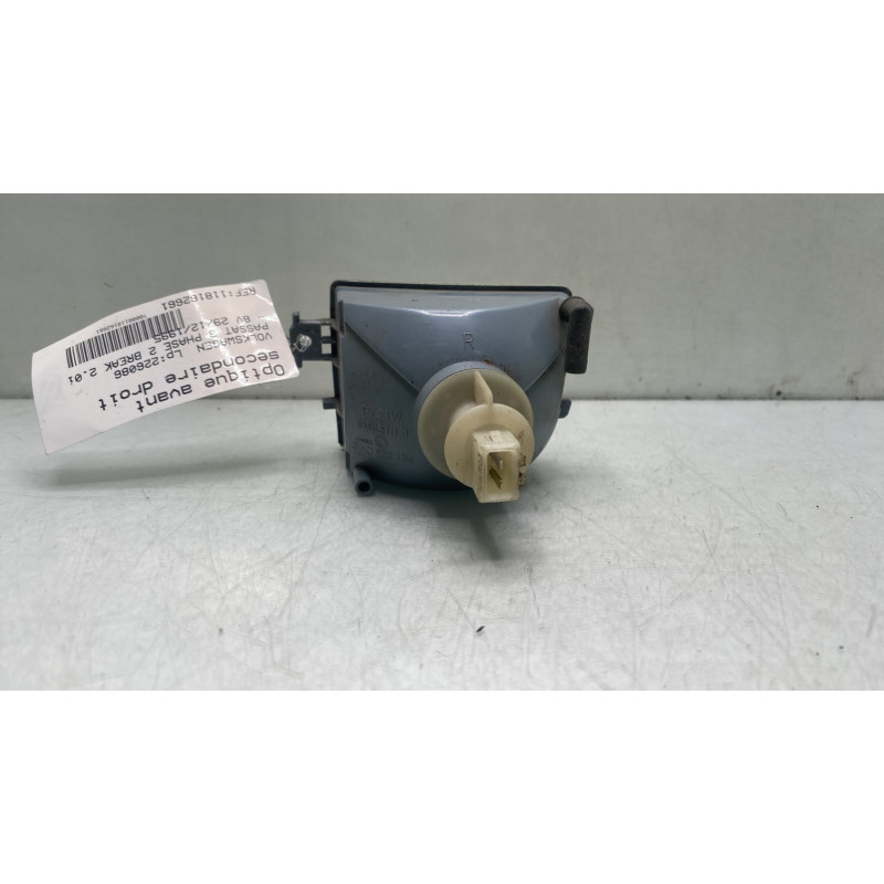 Optique avant secondaire droit (feux)(clignotant) VOLKSWAGEN PASSAT 3 Photo n°2