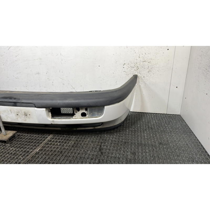 Pare choc avant VOLKSWAGEN PASSAT 3 Photo n°3