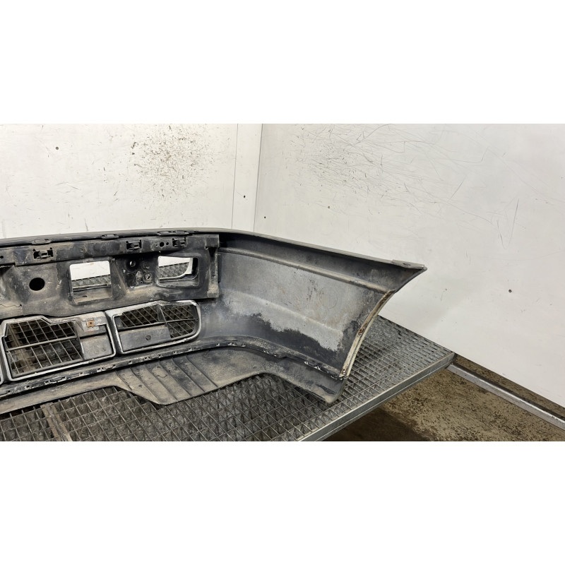 Pare choc avant VOLKSWAGEN PASSAT 3 Photo n°4