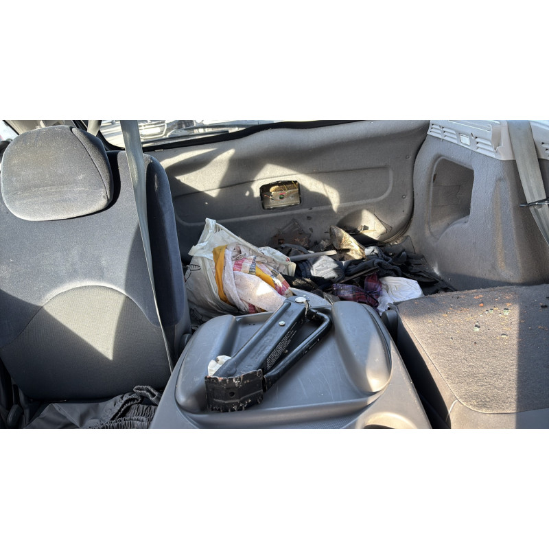 Feu arriere principal gauche (feux) CITROEN XSARA PICASSO Photo n°12