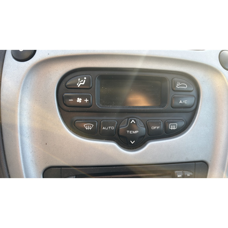 Feu arriere principal gauche (feux) CITROEN XSARA PICASSO Photo n°14