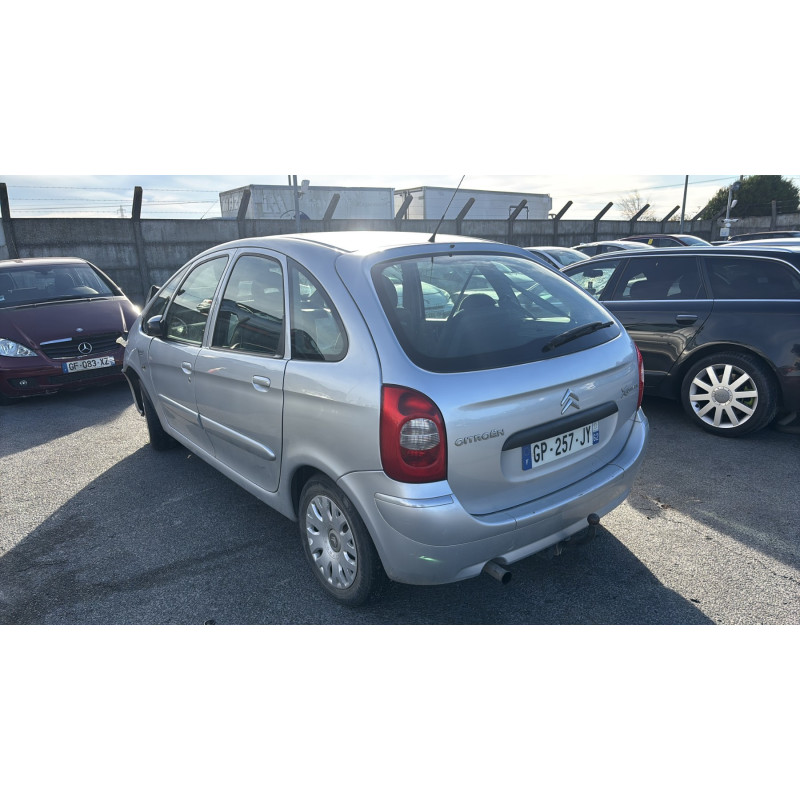 Feu arriere principal gauche (feux) CITROEN XSARA PICASSO Photo n°19