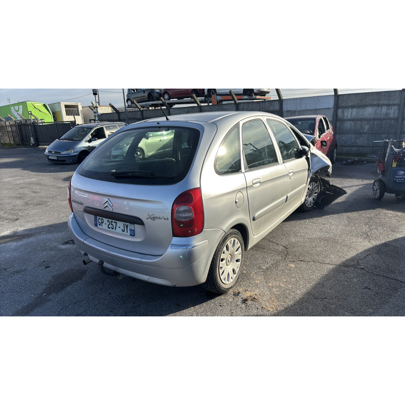 Feu arriere principal gauche (feux) CITROEN XSARA PICASSO Photo n°20