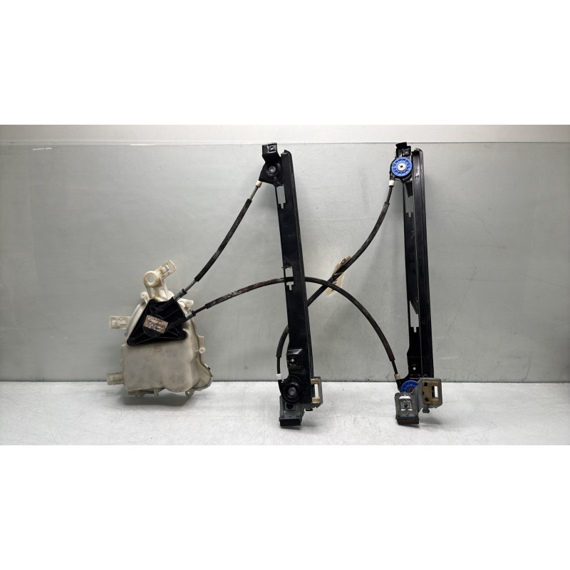 Leve vitre electrique avant droit SEAT ALTEA Photo n°1