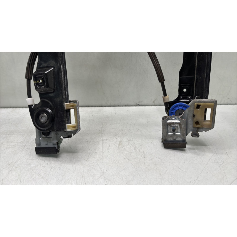 Leve vitre electrique avant droit SEAT ALTEA Photo n°2