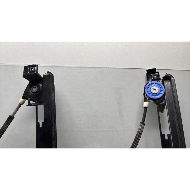 Leve vitre electrique avant droit SEAT ALTEA Photo n°3
