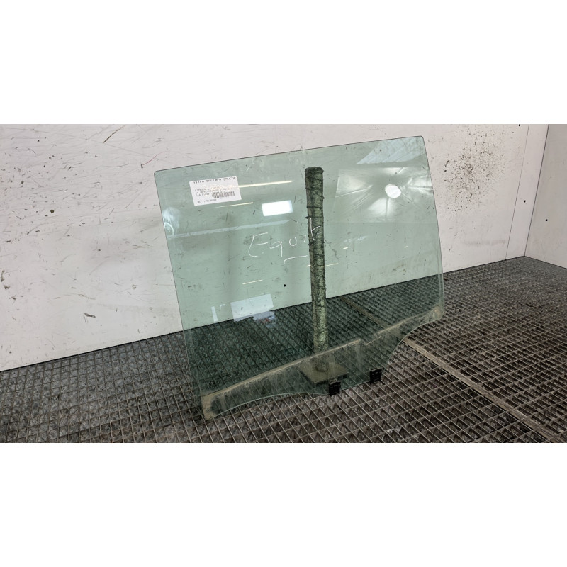 Vitre arriere gauche CITROEN C4 GRAND PICASSO 2 Photo n°2
