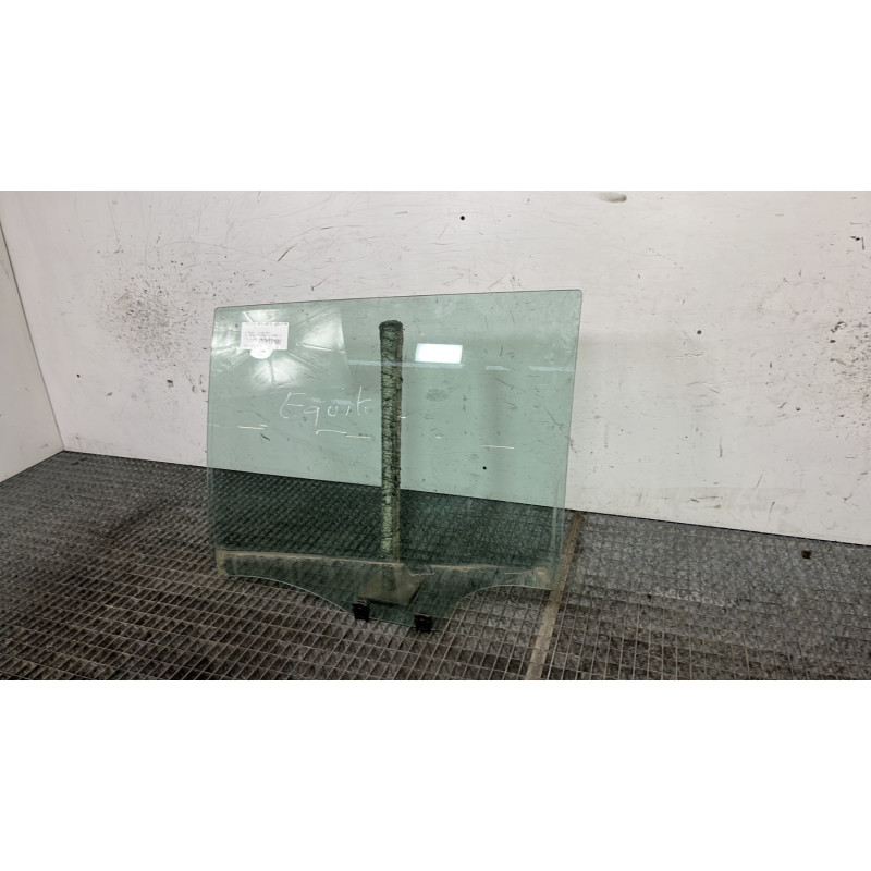 Vitre arriere gauche CITROEN C4 GRAND PICASSO 2 Photo n°3
