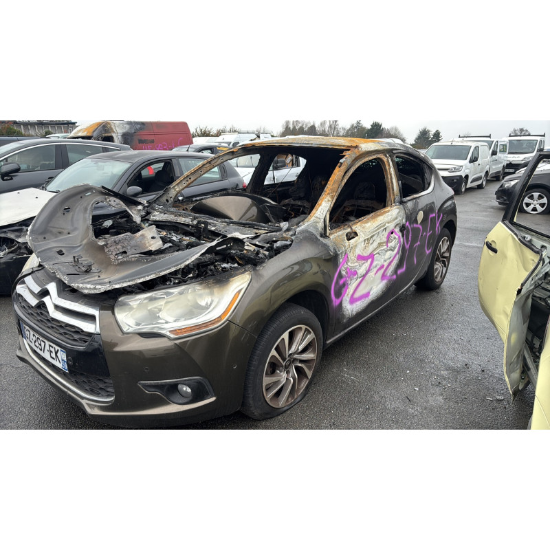Pare choc arriere CITROEN DS4 Photo n°8