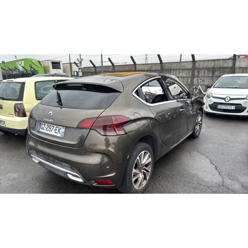 Pare choc arriere CITROEN DS4 Photo n°10