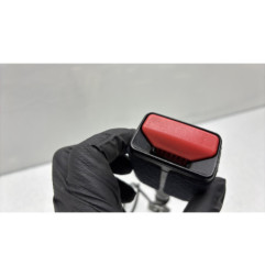Attache ceinture avant gauche PEUGEOT 2008 1