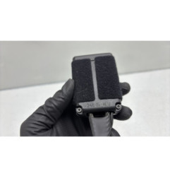 Attache ceinture avant gauche PEUGEOT 2008 1