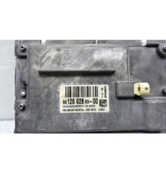 Ecran GPS PEUGEOT 2008 1