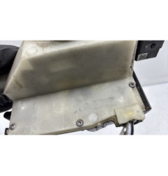Serrure avant droit PEUGEOT 2008 1