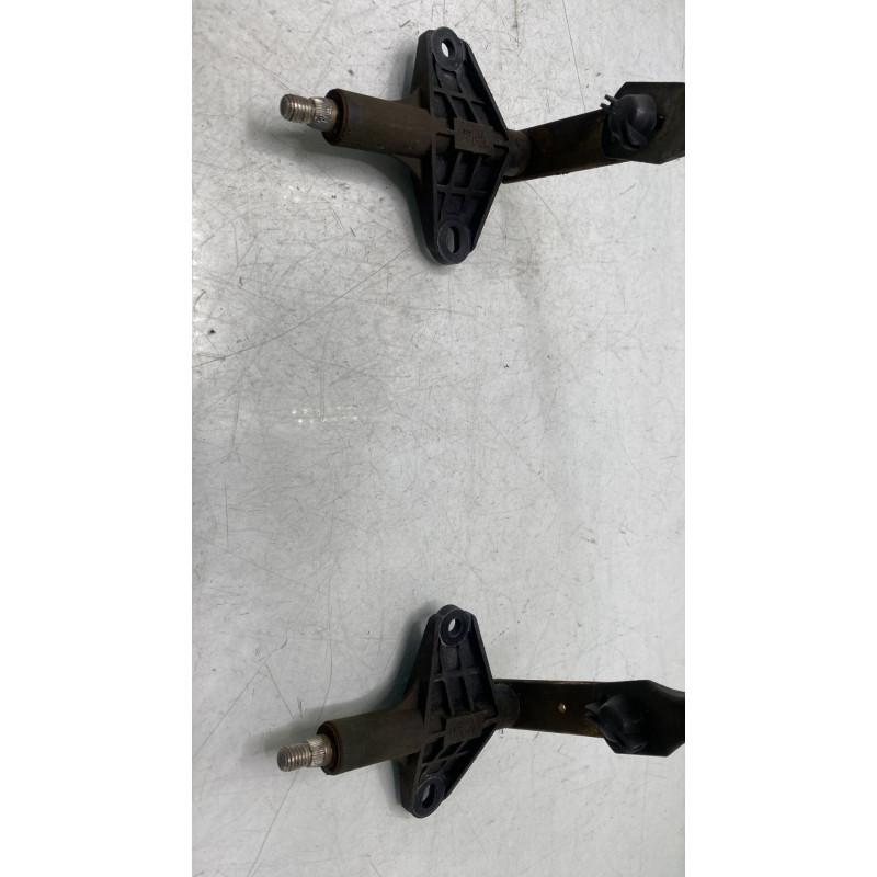 Moteur essuie glace avant PEUGEOT 205 Photo n°3