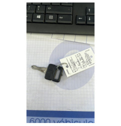 Moteur essuie glace avant PEUGEOT 205