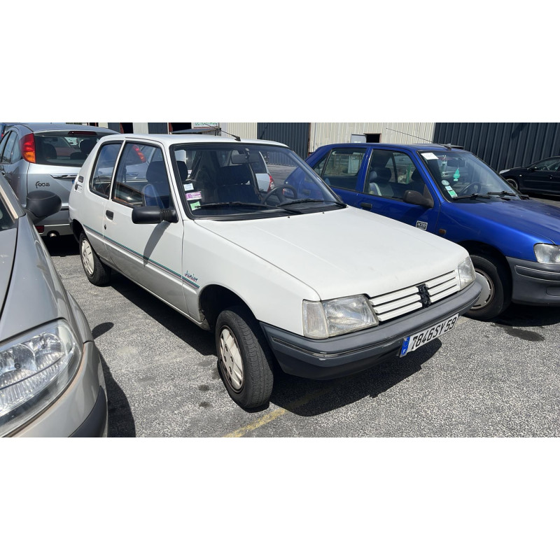 Moteur essuie glace avant PEUGEOT 205 Photo n°14